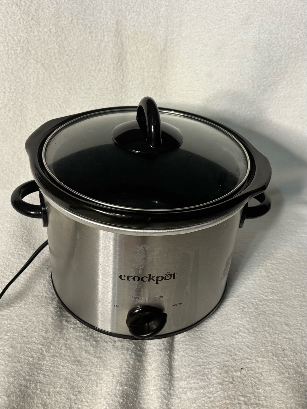 Crockpot Stainless Steel Slow Cooker with Black Lid and Handles